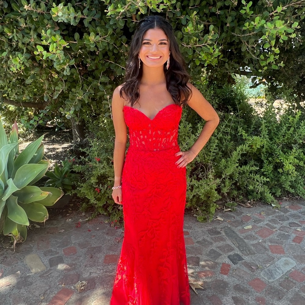 Red Strapless Lace Evening Dress